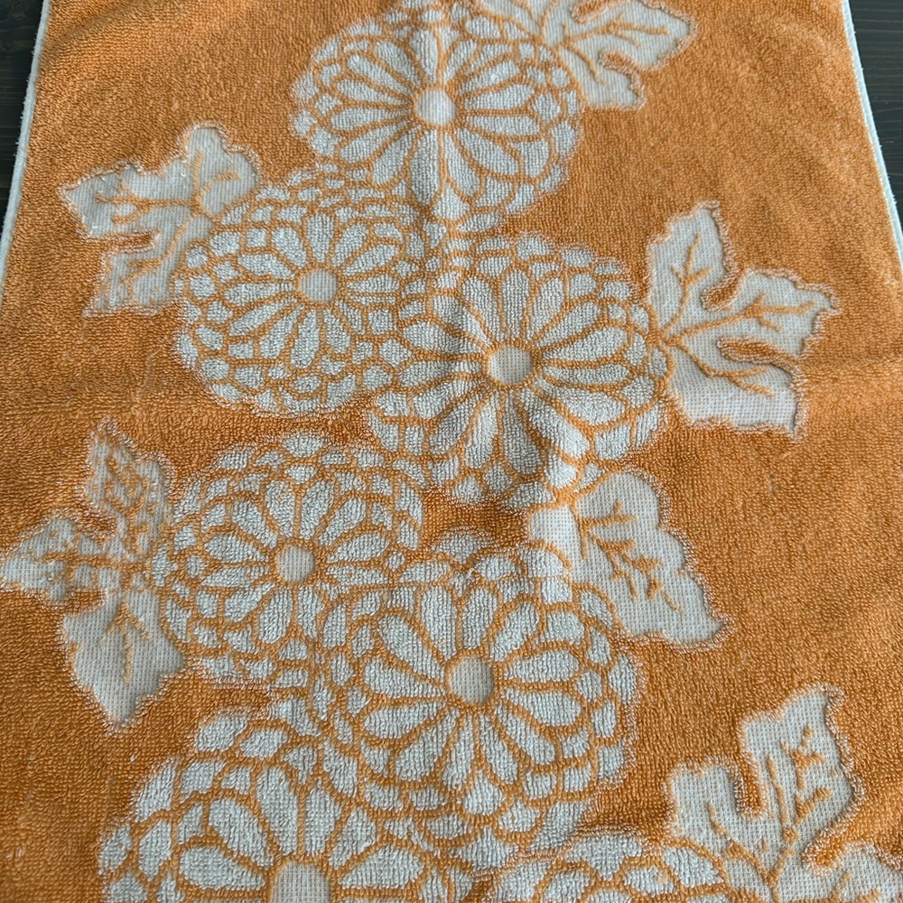 Vintage cotton bath/hair towel